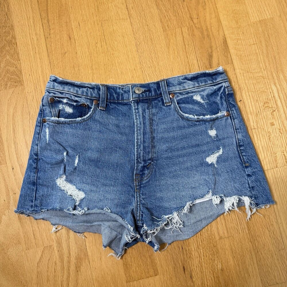 Abercrombie & Fitch The Mom Short High Rise Medium Wash 28/6 Denim Casual Street